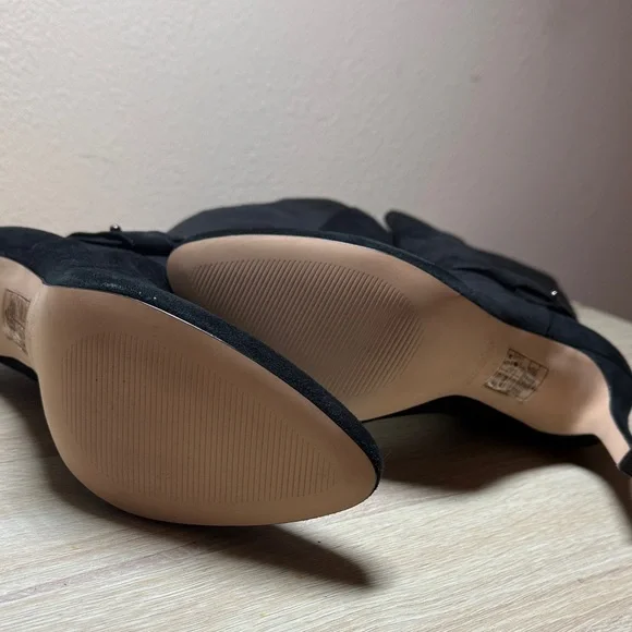 White House Black Market Boots - Picture 6 of 8